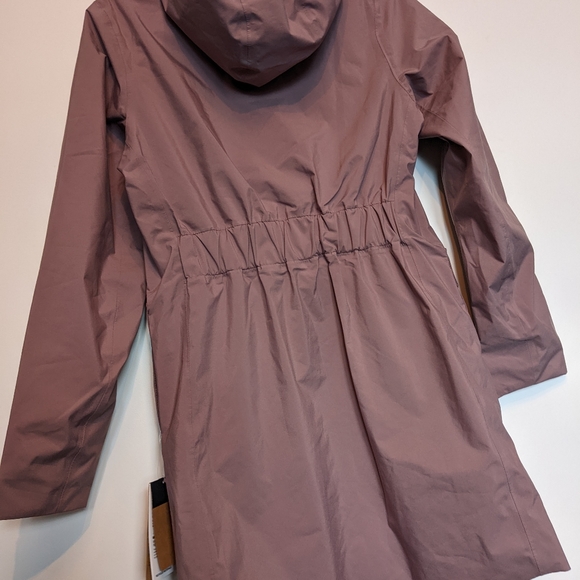 The North Face Rain Parka - Picture 2 of 5